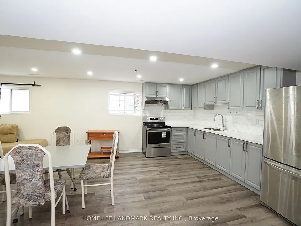 8 Chalet Rd #BASEMENT