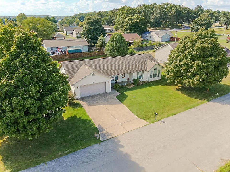 1st image of 2507 McFarland Ln