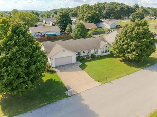 2507 McFarland Ln, West Plains, MO 65775