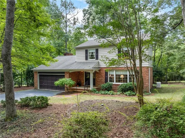 608 Forrest Dr, Reidsville, NC 27320