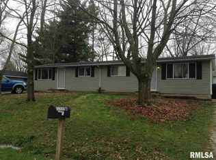 1114 Glenn St, Washington, IL 61571
