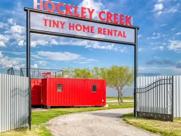 6547 S Interstate Highway 35 #14-19, Gainesville, TX 76240