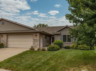 706 Southern Woods Cir SW, Rochester, MN 55902