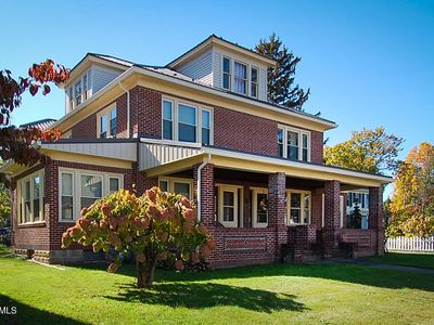 1411-1413 W Market St, Lewisburg, PA, 17837