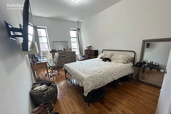 Rented by Sotheby's International Realty | media 3