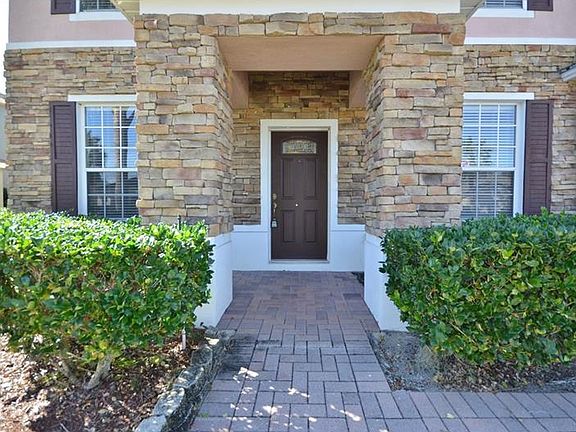 2nd image of 2540 Azzurra Ln
