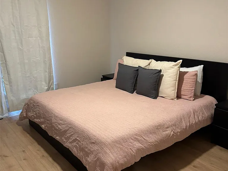 10051 Westpark Dr #261 — Photo 12