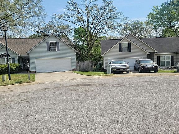 4th image of 319 Turning Leaf Dr