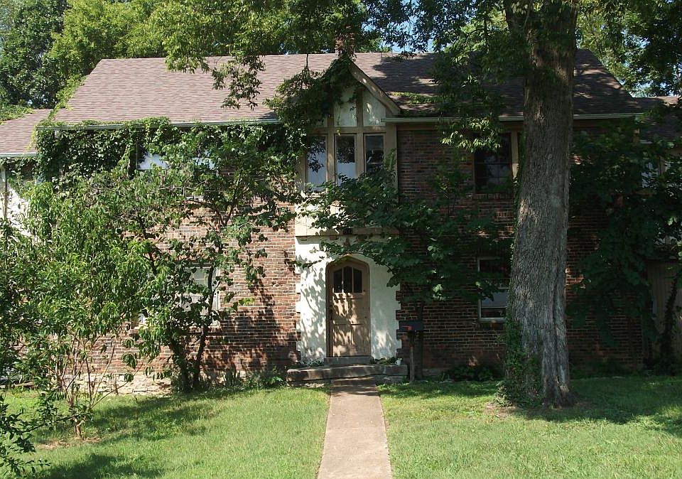 1st image of 2611 Belmont Blvd APT 3