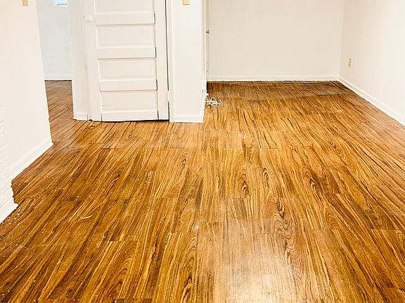 4th image of 2122 Bonnycastle Ave APT 6