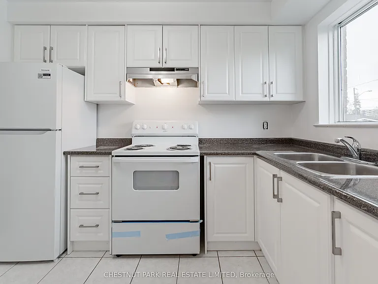 44 Romfield Dr #23 — Photo 8