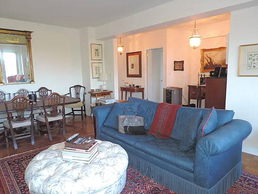 Rented by essential NEW YORK Real Estate | media 13