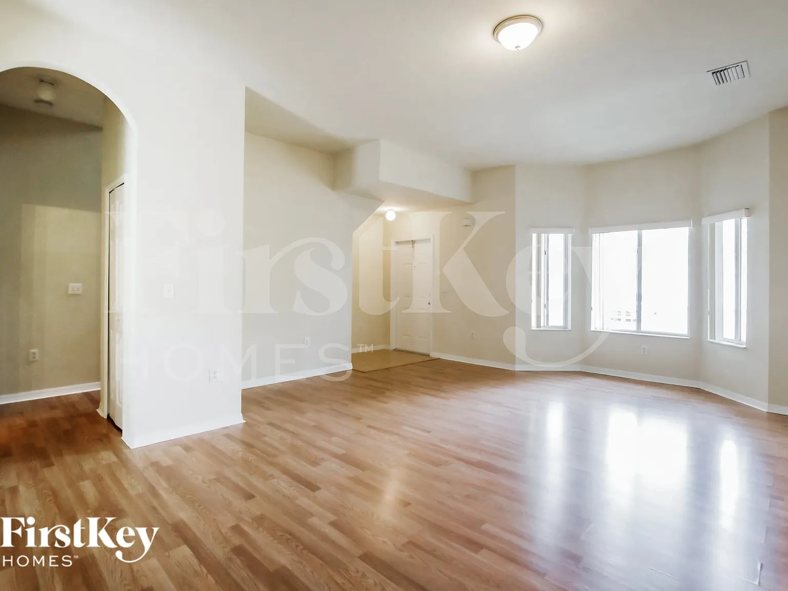 2 bed, 2.0 bath, 1438 sqft, $2,900 — Photo 2
