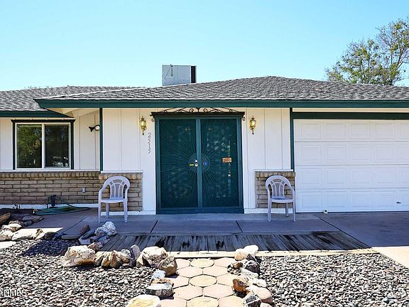 3rd image of 2515 E MCARTHUR Drive