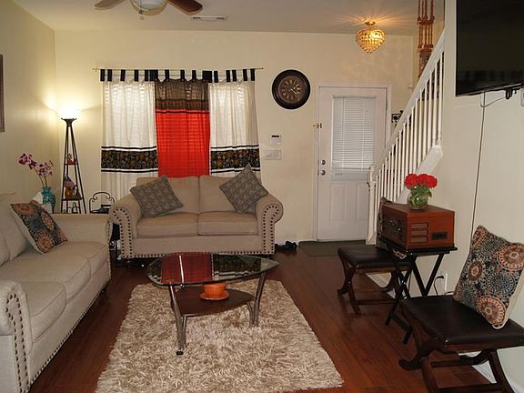 5th image of 1654 Cove Creek Cir #1654