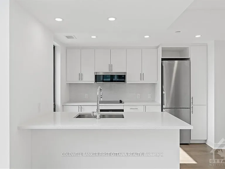 340 Queen St #1407 — Photo 7