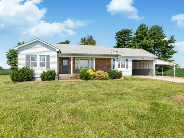 4227 Wren Rd, Shipman, IL 62685