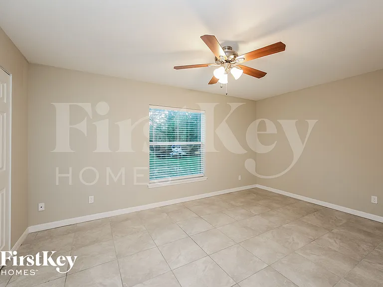 6193 Seaport St — Photo 11