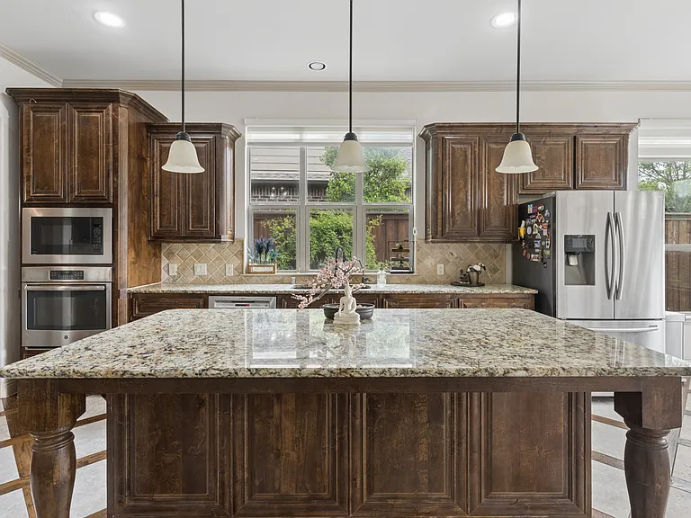 8212 Oakwood Dr — Photo 9