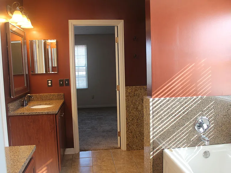 5885 Blaverly Dr — Photo 8