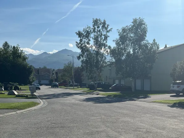 5703 Jennifer Cir, Anchorage, AK 99504