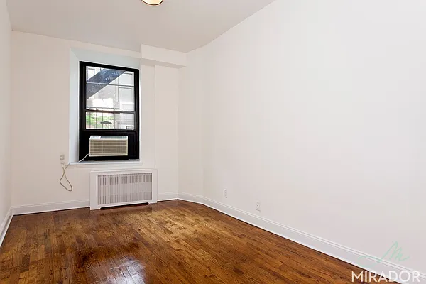 Rented by Mirador Real Estate | media 8