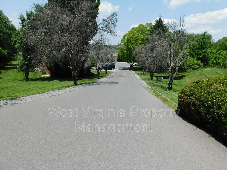198 Cardinal Way #46 — Photo 4