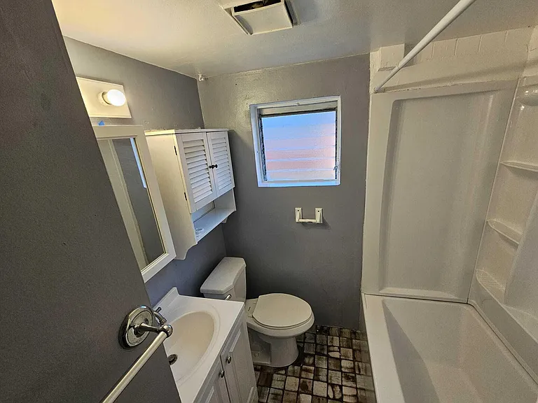 3901 Lakewood Rd #A — Photo 11