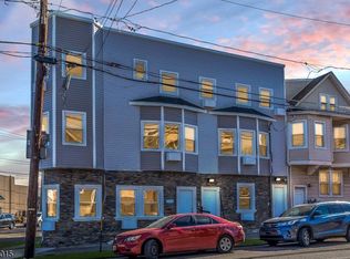 167 Smith St #2R, Elizabeth, NJ 07201