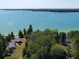 7884 Elk Tip Dr, Rapid City, MI 49676