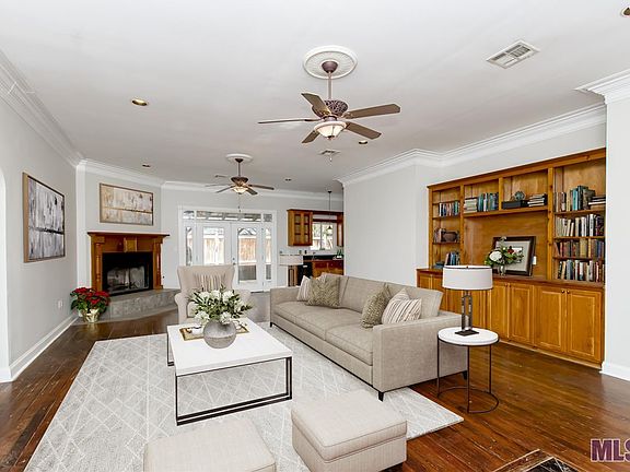 4th image of 1465 Audubon Ave