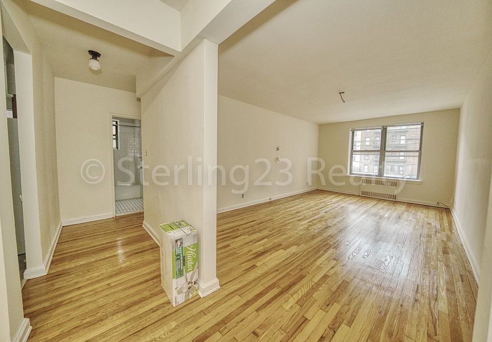1st image of 2519 30th Dr APT 2K