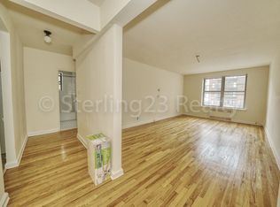 2519 30th Dr APT 2K, Astoria, NY 11102