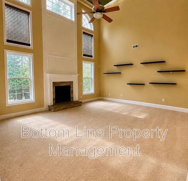 8045 Talcott Dr — Photo 21