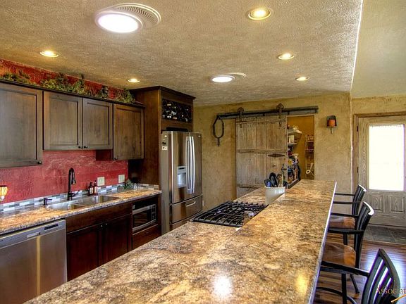 4th image of 24222 Dewey Ln