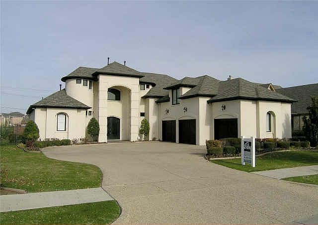 1st image of 2301 Castle Creek Dr