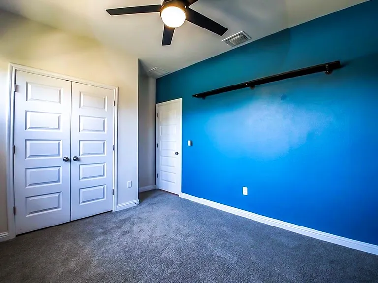 8306 Mandela Bnd — Photo 36