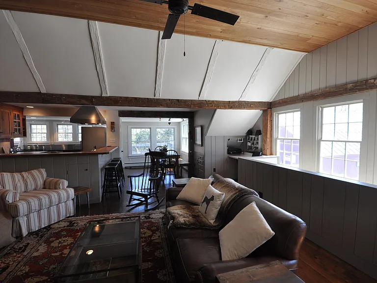 7190 Main St — Photo 12
