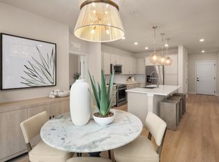 6901 NE 184th Ln UNIT 305, Kenmore, WA 98028