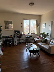 671 Henry Street, #2R