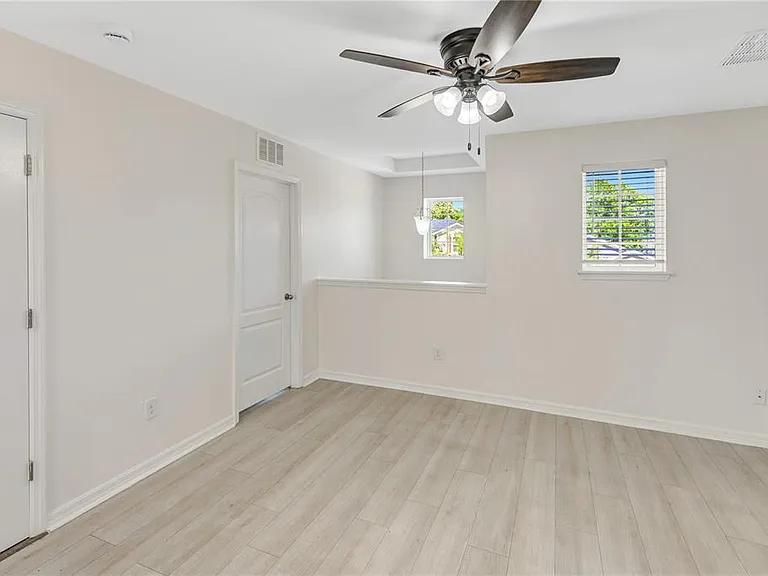 11607 Warren Oaks Pl — Photo 35