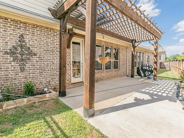 3903 Plum Vista Pl — Photo 34