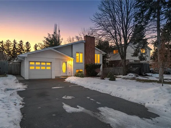 428 Dayna Cres, Waterloo, ON N2K 3K7