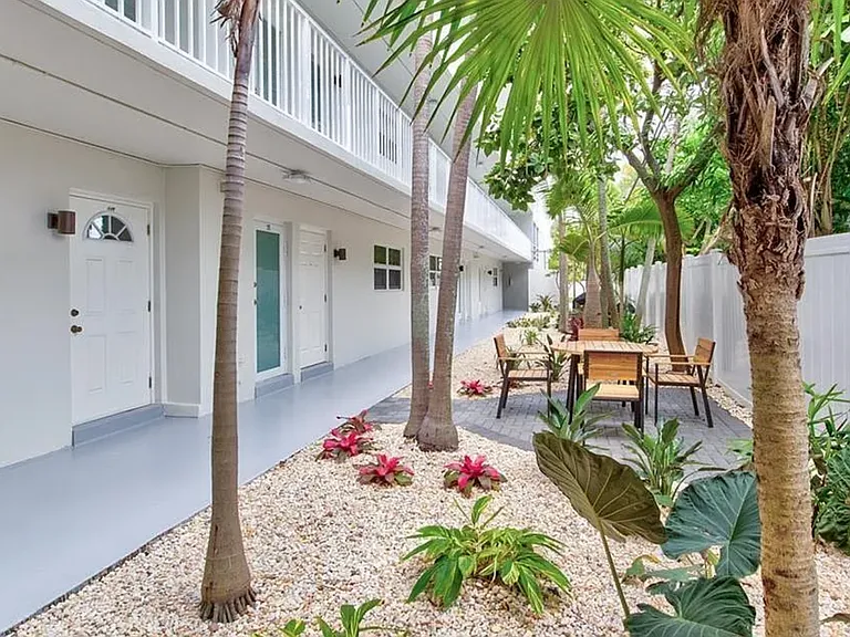 1439 S Ocean Blvd — Photo 58