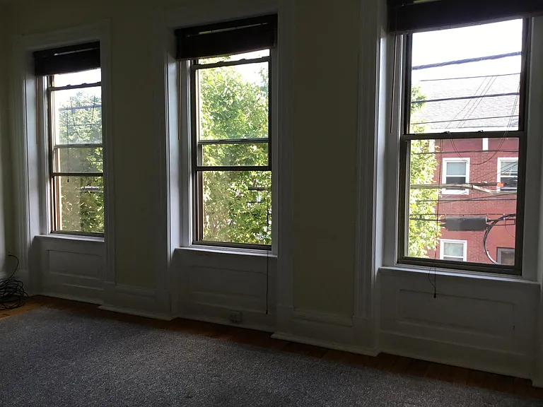 2213 Sarah St #2 — Photo 7