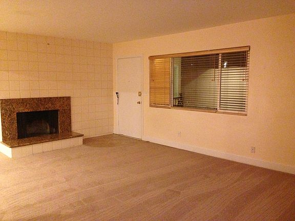 2nd image of 3954 Alabama St #C