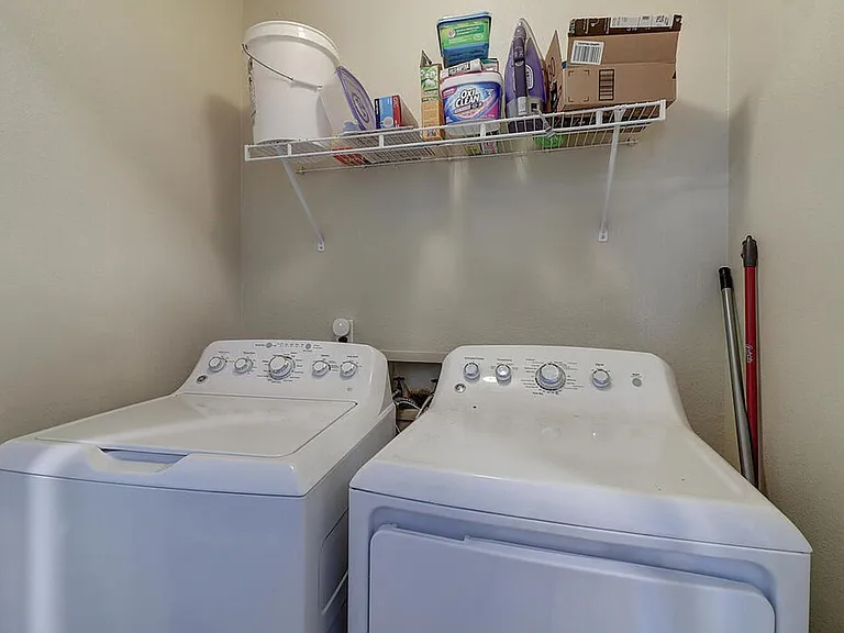 7846 Falcon Dr — Photo 29