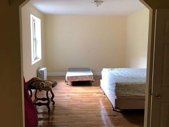 2nd image of 263 Palisade Ave #1