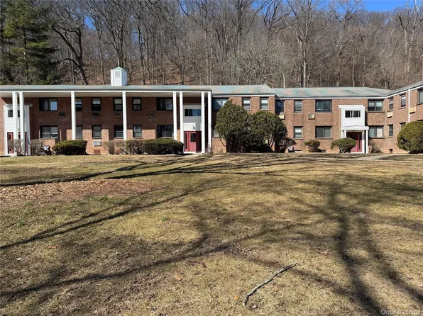 25 Lawrence Drive #A, White Plains, NY 10603