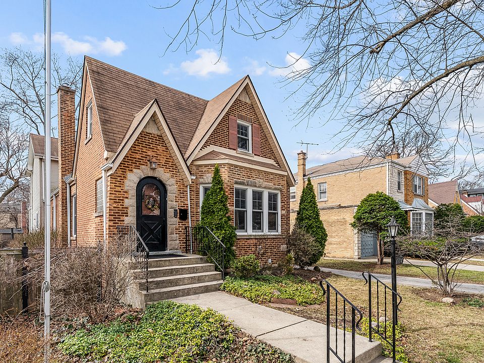 1st image of 6714 N Ionia Ave